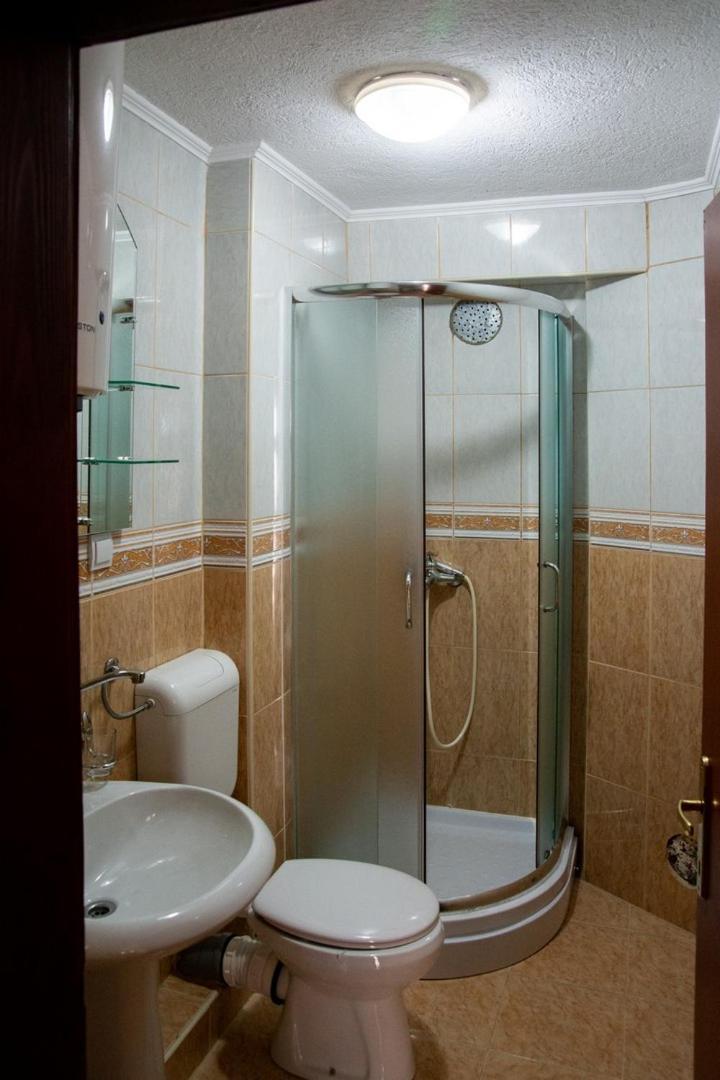 Ivona 2 Apartment Sveti Stefan Exterior photo